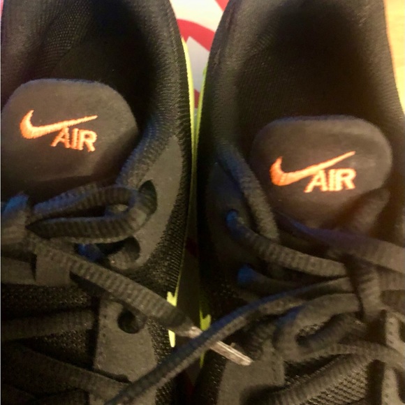 Boys 5Y Nike Air Max Oketo - Picture 5 of 8